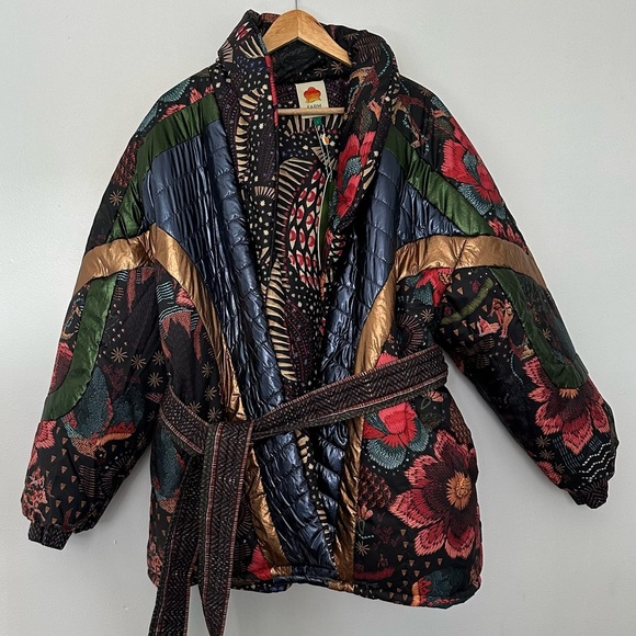 Farm Rio Black Wild Bananas Metallic Reversible Puffer Jacket - Picture 4 of 11